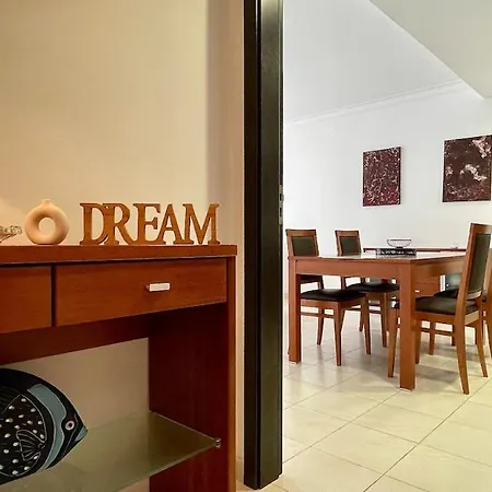Apartman Juju - 600 Meters From Armação de Pêra