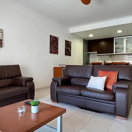 Apartman Juju - 600 Meters From *